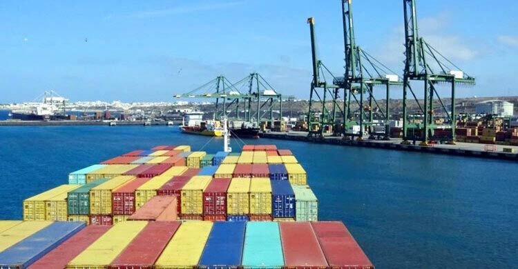 পাকিস্তান থেকে জাহাজে এবার যা যা এসেছে