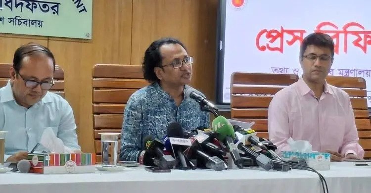 দিল্লিতে প্রবেশে বাধা, ঢাকায় ফিরে এলেন প্রধানমন্ত্রীর উপদেষ্টা জাহেদ